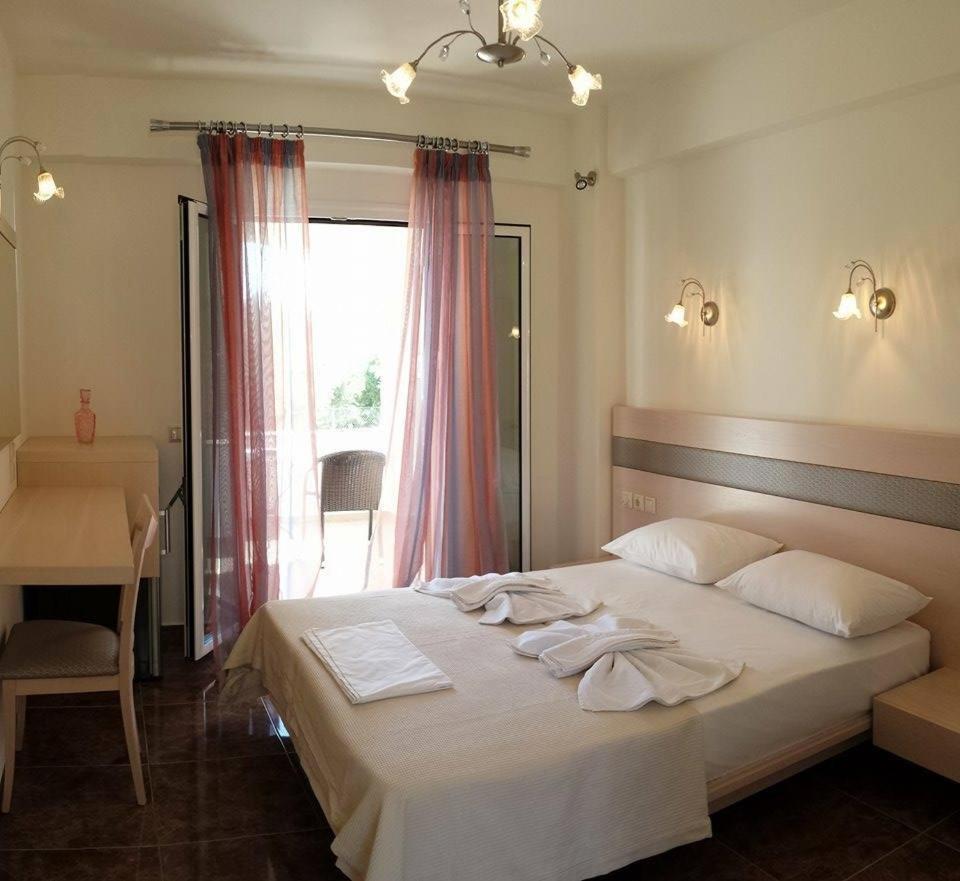 Voula Resort Elafonissos Pokoj fotografie
